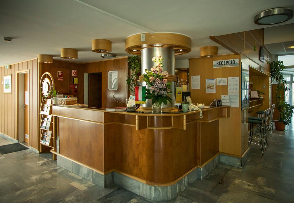 Hotel Panorama Balatongyörök Exterior foto